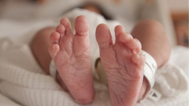 &Beta;&gamma;ή&kappa;&epsilon; &alpha;&pi;ό &tau;&eta;&nu; &Mu;&Epsilon;&Theta; &eta; 24&chi;&rho;&omicron;&nu;&eta; &pi;&omicron;&upsilon; &pi;&rho;&omicron;&sigma;&beta;&lambda;ή&theta;&eta;&kappa;&epsilon; &alpha;&pi;ό &tau;&omicron;&nu; &iota;ό H1N1 &amp; &gamma;έ&nu;&nu;&eta;&sigma;&epsilon; &sigma;&tau;&eta; &Mu;&omicron;&nu;ά&delta;&alpha; &Epsilon;&nu;&tau;&alpha;&tau;&iota;&kappa;ή&sigmaf; &Theta;&epsilon;&rho;&alpha;&pi;&epsilon;ί&alpha;&sigmaf;