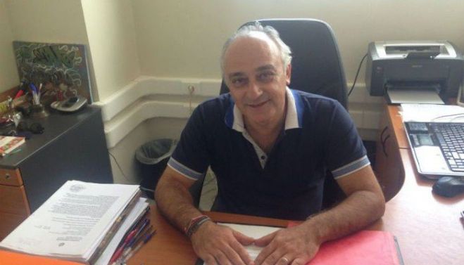 T&omicron; &mu;ή&nu;&upsilon;&mu;&alpha; &tau;&omicron;&upsilon; &Delta;/&nu;&tau;ή &Delta;&epsilon;&upsilon;&tau;&epsilon;&rho;&omicron;&beta;ά&theta;&mu;&iota;&alpha;&sigmaf; &Epsilon;&kappa;&pi;&alpha;ί&delta;&epsilon;&upsilon;&sigma;&eta;&sigmaf; &Chi;&alpha;&nu;ί&omega;&nu;