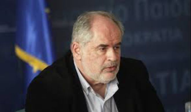 &Sigma;&tau;&alpha; &Chi;&alpha;&nu;&iota;ά &tau;&eta;&nu; &Pi;&alpha;&rho;&alpha;&sigma;&kappa;&epsilon;&upsilon;ή &omicron; &alpha;&nu;&alpha;&pi;&lambda;&eta;&rho;&omega;&tau;ή&sigmaf; &Upsilon;&pi;. &Epsilon;&rho;&epsilon;&upsilon;&nu;&alpha;&sigmaf; &Kappa;ώ&sigma;&tau;&alpha;&sigmaf; &Phi;&omega;&tau;ά&kappa;&eta;&sigmaf;