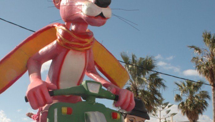 H &pi;&rho;ώ&tau;&eta; &sigma;&upsilon;&nu;ά&nu;&tau;&eta;&sigma;&eta; &gamma;&iota;&alpha; &tau;&omicron; &Kappa;&iota;&sigma;&alpha;&mu;ί&tau;&iota;&kappa;&omicron; &kappa;&alpha;&rho;&nu;&alpha;&beta;ά&lambda;&iota;