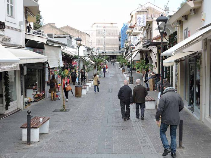 ΣΗΜΕΡΑ ΚΥΡΙΑΚΗ Περισσότερα τα ανοικτά καταστήματα