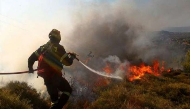 Μικρής έκτασης φωτιά στ&#039;Ασφένδου