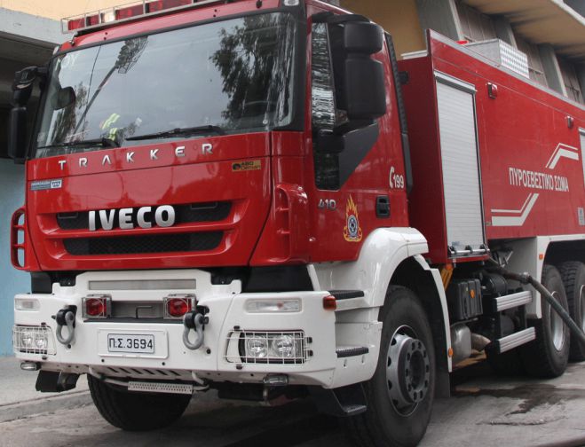 Πυρκαγιά σε αυτοκίνητο στα Χανιά ενώ ήταν εν κινήσει