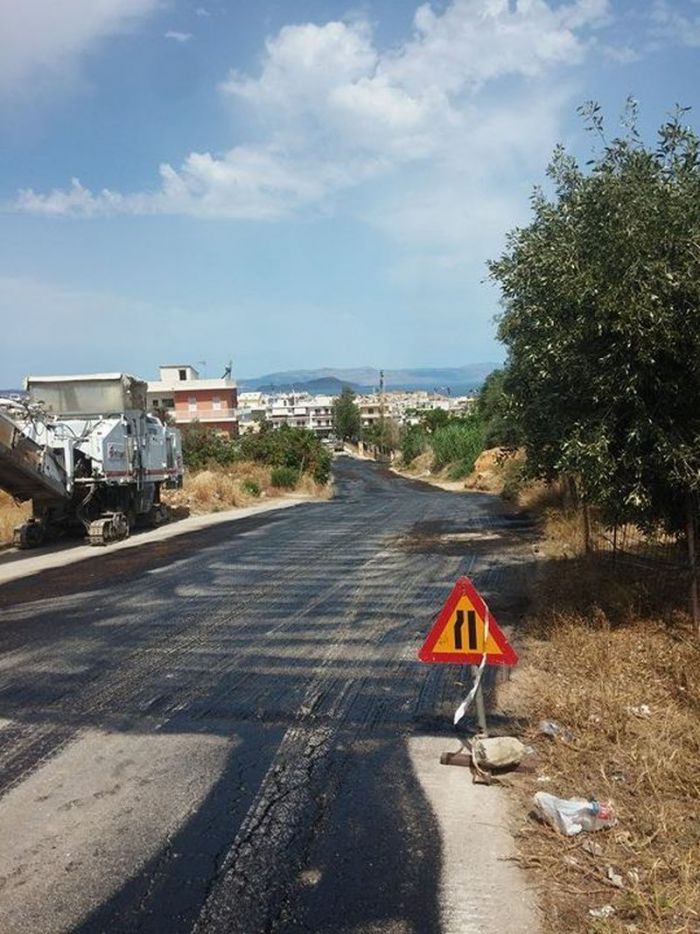 Ασφαλτόστρωση της οδού Ρήγα Φεραίου