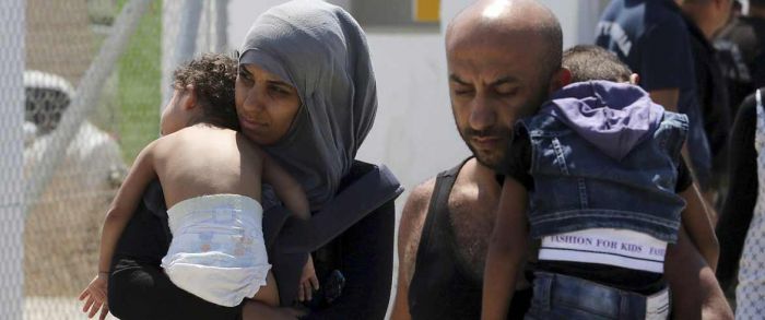 &Sigma;&tau;&eta;&nu; &tau;&epsilon;&lambda;&iota;&kappa;ή &phi;ά&sigma;&eta; &omicron;&iota; &pi;&rho;&omicron;&epsilon;&tau;&omicron;&iota;&mu;&alpha;&sigma;ί&epsilon;&sigmaf; &gamma;&iota;&alpha; &tau;&eta;&nu; &phi;&iota;&lambda;&omicron;&xi;&epsilon;&nu;ί&alpha; &pi;&rho;&omicron;&sigma;&phi;ύ&gamma;&omega;&nu; &sigma;&tau;&alpha; &Chi;&alpha;&nu;&iota;ά