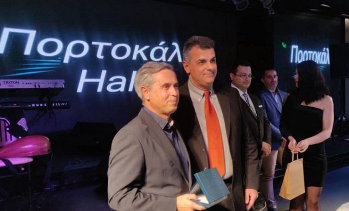 &Tau;&omicron; &Mu;. &Lambda;&epsilon;&mu;&pi;&iota;&delta;ά&kappa;&eta; &tau;ί&mu;&eta;&sigma;&alpha;&nu; &sigma;&tau;&eta;&nu; &epsilon;&kappa;&delta;ή&lambda;&omega;&sigma;ή &tau;&omicron;&upsilon;&sigmaf;, &omicron;&iota; &alpha;&sigma;&tau;&upsilon;&nu;&omicron;&mu;&iota;&kappa;&omicron;ί &tau;&omega;&nu; &Chi;&alpha;&nu;ί&omega;&nu;