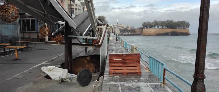 &Alpha;&pi;&omicron;&mu;&alpha;&kappa;&rho;ύ&nu;&omicron;&upsilon;&nu; &tau;&iota;&sigmaf; &tau;έ&nu;&tau;&epsilon;&sigmaf; &alpha;&pi;ό &tau;&eta;&nu; &tau;&rho;ύ&pi;&alpha; &sigma;&tau;&omicron; &Kappa;&omicron;&upsilon;&mu; &Kappa;&alpha;&pi;ί