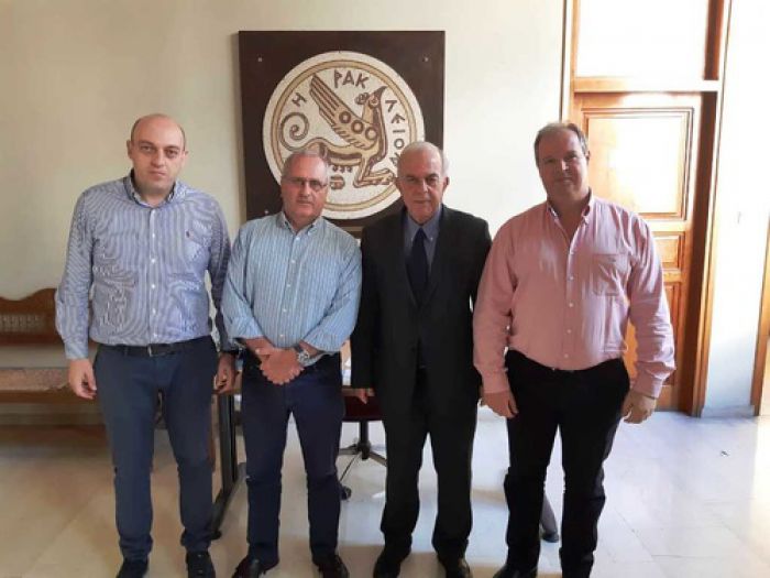 &Sigma;&tau;&omicron; &Nu;έ&omicron; &Kappa;&lambda;&epsilon;&iota;&sigma;&tau;ό &Gamma;&upsilon;&mu;&nu;&alpha;&sigma;&tau;ή&rho;&iota;&omicron; &Eta;&rho;&alpha;&kappa;&lambda;&epsilon;ί&omicron;&upsilon; &tau;&omicron; &Pi;&alpha;&gamma;&kappa;ό&sigma;&mu;&iota;&omicron; &Pi;&rho;&omega;&tau;ά&theta;&lambda;&eta;&mu;&alpha; &Alpha;&epsilon;&rho;&omicron;&mu;&omicron;&nu;&tau;&epsilon;&lambda;&iota;&sigma;&mu;&omicron;ύ