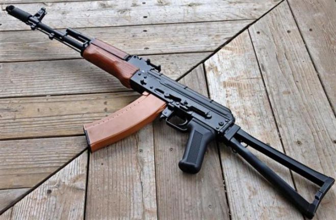 &Mu;&epsilon; &kappa;&rho;&omicron;&tau;ί&delta;&epsilon;&sigmaf; &sigma;&tau;&omicron; &alpha;&upsilon;&tau;&omicron;&kappa;ί&nu;&eta;&tau;&omicron; &kappa;&alpha;&iota; &Kappa;&alpha;&lambda;ά&sigma;&nu;&iota;&kappa;&omicron;&phi; &sigma;&tau;&omicron; &sigma;&pi;ί&tau;&iota; &sigma;&upsilon;&nu;&epsilon;&lambda;ή&phi;&theta;&eta; 18&chi;&rho;&omicron;&nu;&omicron;&sigmaf;