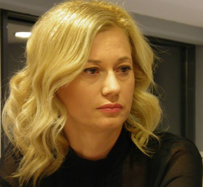 &Alpha;&pi;ό &tau;&omicron; &Rho;έ&theta;&upsilon;&mu;&nu;&omicron; &alpha;&nu;&alpha;&kappa;&omicron;ί&nu;&omega;&sigma;&epsilon; &tau;&omicron; &nu;έ&omicron; &kappa;ό&mu;&mu;&alpha; &tau;&eta;&sigmaf; &eta; &Rho;&alpha;&chi;ή&lambda; &Mu;&alpha;&kappa;&rho;ή