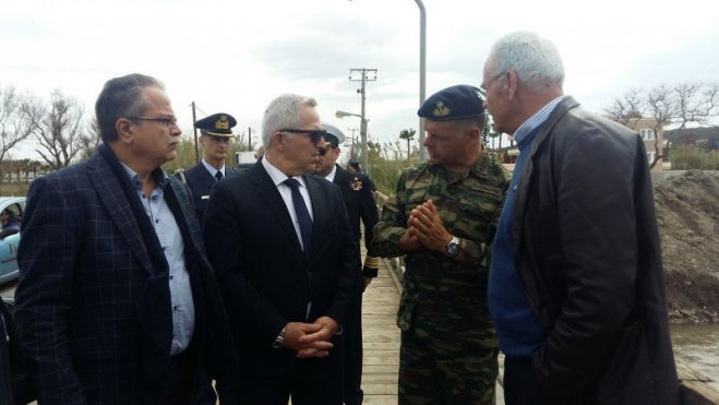 &Alpha;&upsilon;&tau;&omicron;&psi;ί&alpha; &alpha;&pi;ό &tau;&omicron;&nu; &Epsilon;.&Alpha;&pi;&omicron;&sigma;&tau;&omicron;&lambda;ά&kappa;&eta; &sigma;&tau;&iota;&sigmaf; &gamma;έ&phi;&upsilon;&rho;&epsilon;&sigmaf; &tau;&omicron;&upsilon; &Pi;&lambda;&alpha;&tau;&alpha;&nu;&iota;ά &kappa;&alpha;&iota; &tau;&omicron;&upsilon; &Kappa;&epsilon;&rho;ί&tau;&eta;