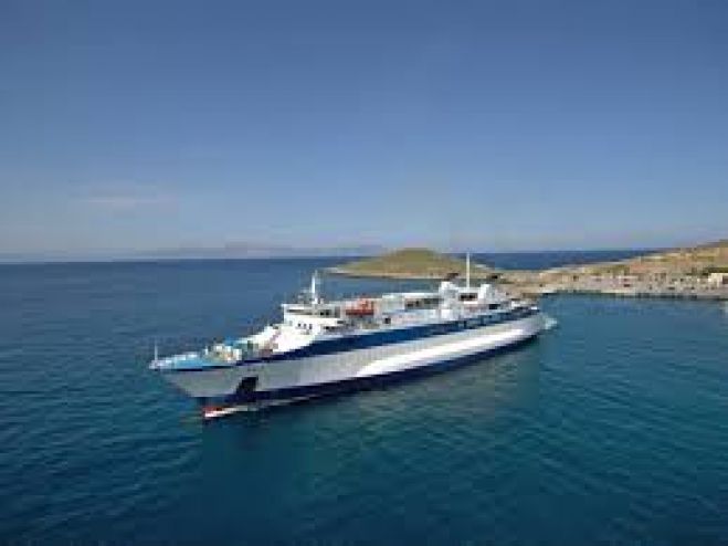 &Kappa;ί&sigma;&alpha;&mu;&omicron;&sigmaf; &ndash; &Kappa;ύ&theta;&eta;&rho;&alpha; &ndash; &Gamma;ύ&theta;&epsilon;&iota;&omicron; &ndash; &Pi;&epsilon;&iota;&rho;&alpha;&iota;ά&sigmaf;: &Alpha;&upsilon;&tau;ά &epsilon;ί&nu;&alpha;&iota; &tau;&alpha; &delta;&rho;&omicron;&mu;&omicron;&lambda;ό&gamma;&iota;&alpha; &tau;&omicron;&upsilon; &laquo;Aqua Jewel&raquo;