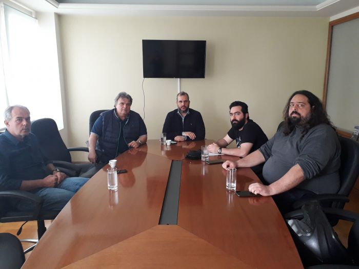 &Sigma;&upsilon;&nu;ά&nu;&tau;&eta;&sigma;&eta; &mu;&epsilon; &tau;&omicron;&nu; &sigma;ύ&lambda;&lambda;&omicron;&gamma;&omicron; &epsilon;&sigma;&tau;ί&alpha;&sigma;&eta;&sigmaf; &Nu;&omicron;&mu;&omicron;ύ &Chi;&alpha;&nu;ί&omega;&nu;.