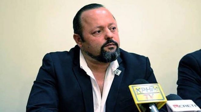 &Sigma;&tau;&omicron; &Eta;&rho;ά&kappa;&lambda;&epsilon;&iota;&omicron; &delta;&iota;&kappa;ά&zeta;&epsilon;&tau;&alpha;&iota; &omicron; &Alpha;&rho;&tau;έ&mu;&eta;&sigmaf; &Sigma;ώ&rho;&rho;&alpha;&sigmaf;