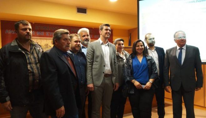 &Omicron; &Alpha;&lambda;έ&xi;&alpha;&nu;&delta;&rho;&omicron;&sigmaf; &Mu;&alpha;&rho;&kappa;&omicron;&gamma;&iota;&alpha;&nu;&nu;ά&kappa;&eta;&sigmaf; &pi;&alpha;&rho;&omicron;&upsilon;&sigma;ί&alpha;&sigma;&epsilon; &tau;&omicron;&upsilon;&sigmaf; &upsilon;&pi;&omicron;&psi;&eta;&phi;ί&omicron;&upsilon;&sigmaf; &tau;&omicron;&upsilon; &sigma;&upsilon;&nu;&delta;&upsilon;&alpha;&sigma;&mu;&omicron;ύ &sigma;&tau;&omicron; &Rho;έ&theta;&upsilon;&mu;&nu;&omicron;