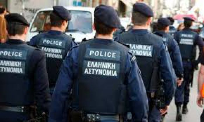 Μετακινούν ένστολους της Κρήτης αλλού και αποδυναμώνουν το νησί