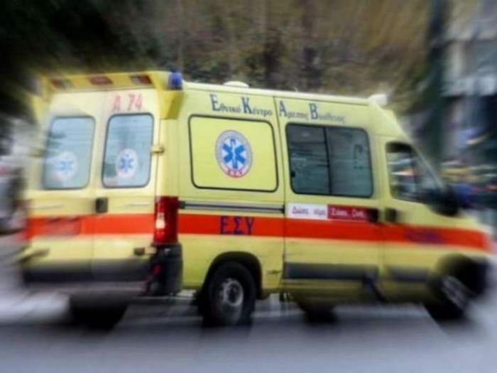 T&rho;&omicron;&chi;&alpha;ί&omicron; &kappa;&alpha;&iota; &sigma;&tau;&omicron;&nu; Ά&gamma;&iota;&omicron; &Nu;&iota;&kappa;ό&lambda;&alpha;&omicron;, &nu;&epsilon;&kappa;&rho;ό&sigmaf; &omicron; &omicron;&delta;&eta;&gamma;ό&sigmaf; &tau;&omicron;&upsilon; &delta;&iota;&kappa;ύ&kappa;&lambda;&omicron;&upsilon;