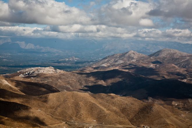 &Delta;&epsilon;ύ&tau;&epsilon;&rho;&omicron; &sigma;&upsilon;&nu;έ&delta;&rho;&iota;&omicron; &gamma;&iota;&alpha; &tau;&alpha; &Alpha;&sigma;&tau;&epsilon;&rho;&omicron;ύ&sigma;&iota;&alpha;