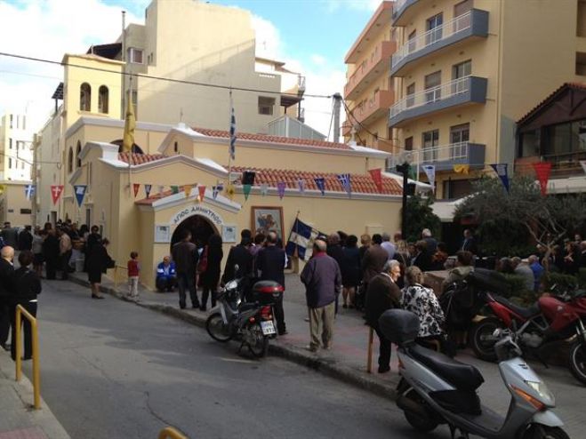 &Chi;ά&rho;&alpha;&xi;&alpha;&nu; &Sigma;&tau;&alpha;&upsilon;&rho;ό &kappa;&alpha;&iota; ά&rho;&pi;&alpha;&xi;&alpha;&nu; &mu;&epsilon;&gamma;ά&phi;&omega;&nu;&alpha; &alpha;&pi;ό &nu;&alpha;ό