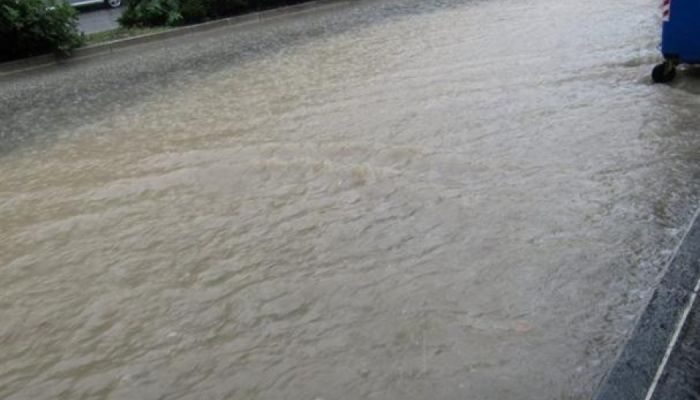 &Pi;ή&rho;&epsilon; ...&delta;&rho;ό&mu;&omicron; &eta; &gamma;έ&phi;&upsilon;&rho;&alpha;