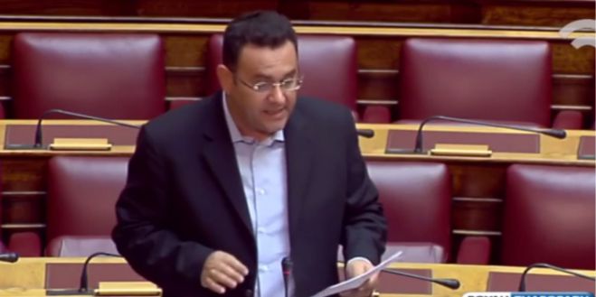 &Mu;.&Sigma;&upsilon;&nu;&tau;&upsilon;&chi;ά&kappa;&eta;&sigmaf; &phi;έ&rho;&nu;&epsilon;&iota; &beta;&omicron;&upsilon;&lambda;ή &tau;&omicron; &chi;&alpha;&rho;ά&tau;&sigma;&iota; &tau;&omega;&nu; 5&epsilon;&upsilon;&rho;ώ &sigma;&tau;&omicron; &Kappa;&omicron;&lambda;&upsilon;&mu;&beta;&eta;&tau;ή&rho;&iota;&omicron; &Eta;&rho;&alpha;&kappa;&lambda;&epsilon;ί&omicron;&upsilon;