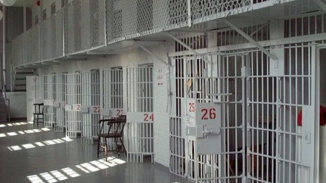 &Epsilon;&pi;&epsilon;&iota;&sigma;ό&delta;&iota;&omicron; &sigma;&tau;&iota;&sigmaf; &phi;&upsilon;&lambda;&alpha;&kappa;έ&sigmaf; &mu;&epsilon; &tau;&rho;&alpha;&upsilon;&mu;&alpha;&tau;&iota;&sigma;&mu;ό