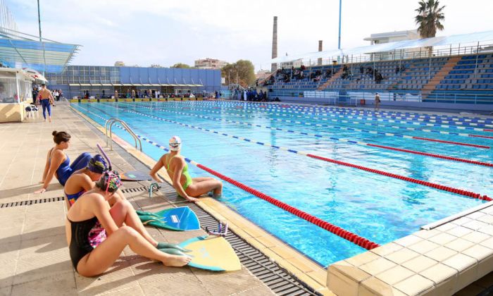 &Chi;&alpha;&nu;&iota;ά: &tau;&omicron; &Epsilon;&Alpha;&Kappa; &beta;ά&zeta;&epsilon;&iota; &lambda;&omicron;&upsilon;&kappa;έ&tau;&omicron; &sigma;&tau;&iota;&sigmaf; &pi;&iota;&sigma;ί&nu;&epsilon;&sigmaf; &tau;&omicron;&upsilon; &Kappa;&omicron;&lambda;&upsilon;&mu;&beta;&eta;&tau;&eta;&rho;ί&omicron;&upsilon;.