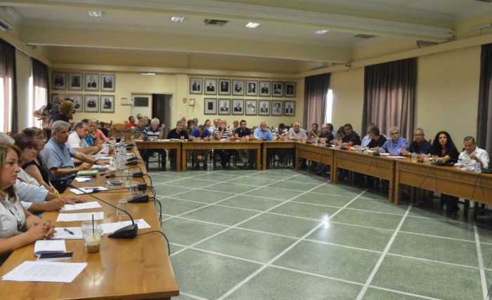 Συνεδριάζει σήμερα το δημοτικό συμβούλιο Χανίων