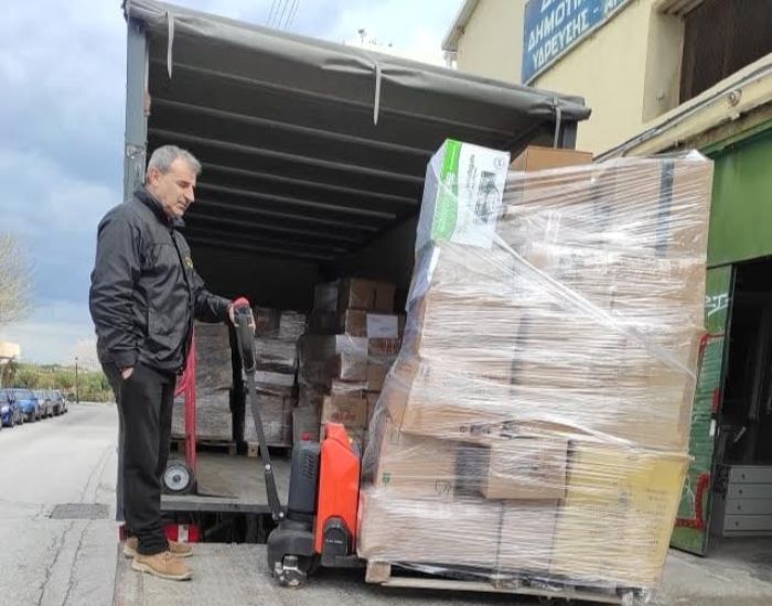 Ξεκίνησε το ταξίδι για την Ουκρανία, η μεγάλη ανθρωπιστική αποστολή του Δήμου Χανίων