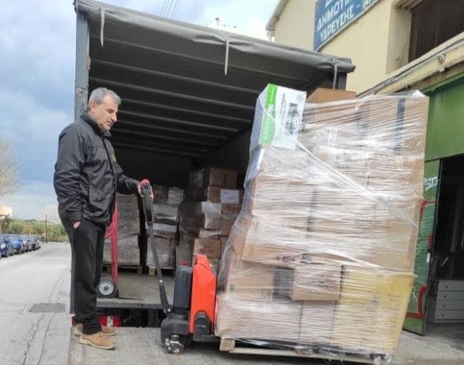 Ξεκίνησε το ταξίδι για την Ουκρανία, η μεγάλη ανθρωπιστική αποστολή του Δήμου Χανίων