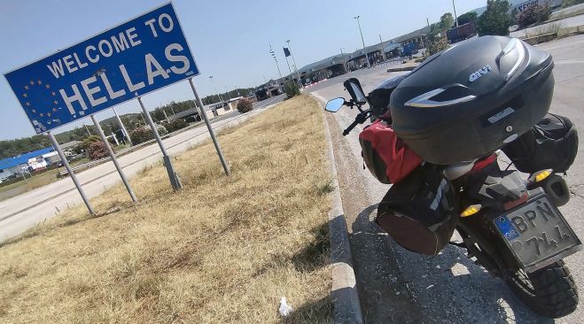 ΤΑΞΙΔΙ &quot;SYM SIBERIA&quot; Ως την άκρη του κόσμου και πίσω, με μία SYM NH-T 300!