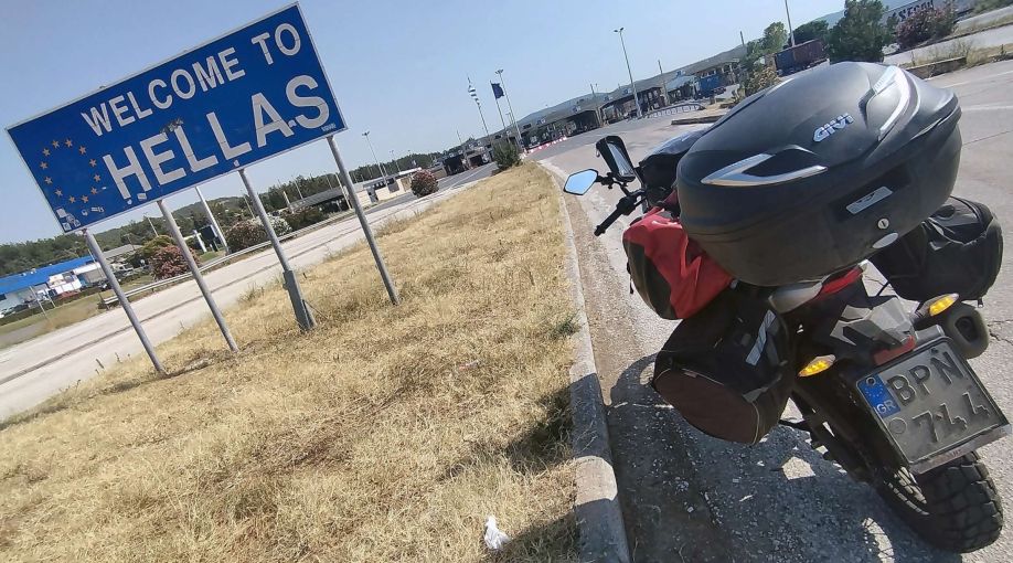 ΤΑΞΙΔΙ "SYM SIBERIA" Ως την άκρη του κόσμου και πίσω, με μία SYM NH-T 300!