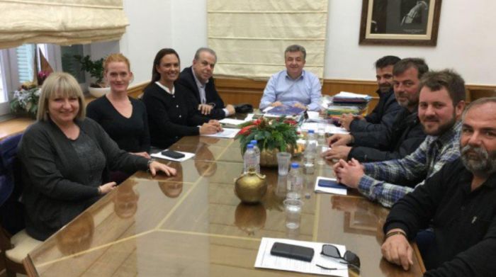 &Alpha;&nu;&alpha;&pi;&tau;ύ&sigma;&sigma;&epsilon;&tau;&alpha;&iota; &sigma;&tau;&eta;&nu; &Kappa;&rho;ή&tau;&eta; &eta; &alpha;&theta;&lambda;&eta;&tau;&iota;&kappa;ή &iota;&pi;&pi;&alpha;&sigma;ί&alpha;