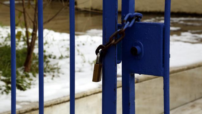&Kappa;&lambda;&epsilon;&iota;&sigma;&tau;ά &sigma;&chi;&omicron;&lambda;&epsilon;ί&alpha; &lambda;ό&gamma;&omega; &kappa;&alpha;&kappa;&omicron;&kappa;&alpha;&iota;&rho;ί&alpha;&sigmaf; &kappa;&alpha;&iota; &sigma;&tau;&eta;&nu; &alpha;&nu;&alpha;&tau;&omicron;&lambda;&iota;&kappa;ή &Kappa;&rho;ή&tau;&eta;