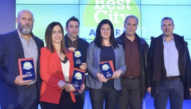 &Sigma;&tau;&omicron;&upsilon;&sigmaf; &kappa;&omicron;&rho;&upsilon;&phi;&alpha;ί&omicron;&upsilon;&sigmaf; &delta;ή&mu;&omicron;&upsilon;&sigmaf; &sigma;&tau;&eta;&nu; &Epsilon;&lambda;&lambda;ά&delta;&alpha; &omicron; &Delta;ή&mu;&omicron;&sigmaf; &Chi;&alpha;&nu;ί&omega;&nu;