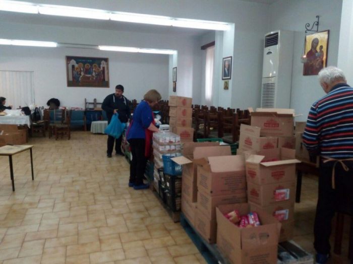 Δέματα αγάπης από την Μητρόπολη Κυδωνίας και Αποκορώνου