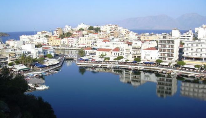 &Pi;&rho;ά&sigma;&iota;&nu;&omicron; &phi;&omega;&sigmaf;&raquo; &alpha;&pi;ό &tau;&omicron; &Sigma;&tau;&Epsilon; &gamma;&iota;&alpha; &epsilon;&pi;έ&nu;&delta;&upsilon;&sigma;&eta; 450 &epsilon;&kappa;&alpha;&tau;. &epsilon;&upsilon;&rho;ώ &sigma;&tau;&eta;&nu; &Kappa;&rho;ή&tau;&eta;