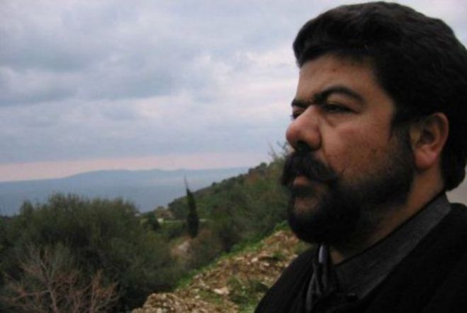 &Phi;&omicron;&nu;&iota;&kappa;ό: &Omicron; &pi;&alpha;&pi;ά&sigmaf; &tau;&omega;&nu; &Alpha;&nu;&omega;&gamma;&epsilon;ί&omega;&nu; &sigma;&tau;έ&lambda;&nu;&epsilon;&iota; &sigma;&alpha;&phi;έ&sigmaf; &mu;ή&nu;&upsilon;&mu;&alpha;