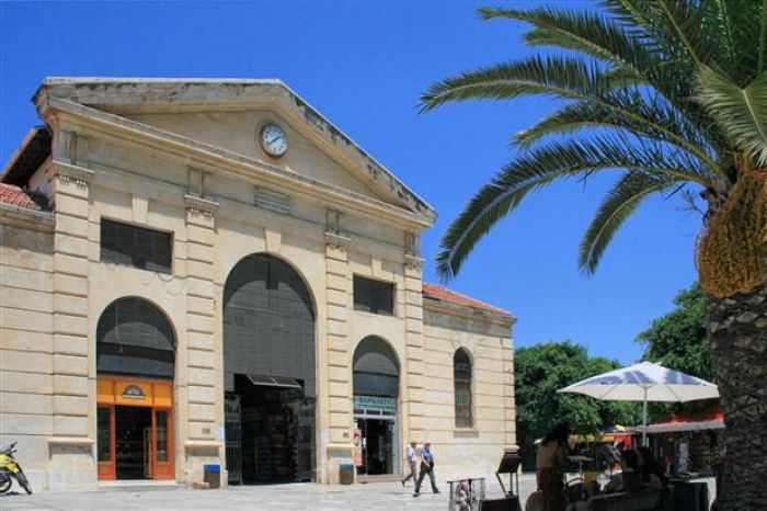 Συγκέντρωση διαμαρτυρίας εκπαιδευτικών στα Χανιά