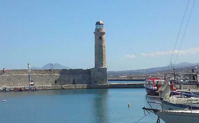 &Eta; &beta;ό&lambda;&tau;&alpha; &sigma;&tau;&omicron; &Phi;ά&rho;&omicron;&hellip; &tau;&eta;&nu; έ&sigma;&tau;&epsilon;&iota;&lambda;&epsilon; &sigma;&tau;&omicron; &nu;&omicron;&sigma;&omicron;&kappa;&omicron;&mu;&epsilon;ί&omicron;