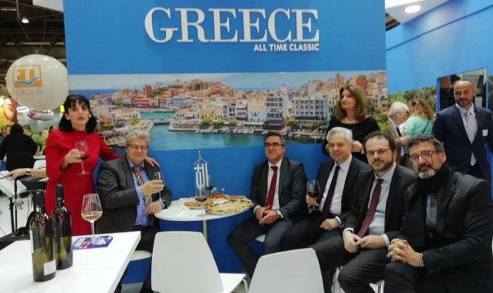 &Theta;&epsilon;&tau;&iota;&kappa;ά &mu;&eta;&nu;ύ&mu;&alpha;&tau;&alpha; &alpha;&pi;ό &tau;&eta; &sigma;&upsilon;&mu;&mu;&epsilon;&tau;&omicron;&chi;ή &tau;&eta;&sigmaf; &Pi;&epsilon;&rho;&iota;&phi;έ&rho;&epsilon;&iota;&alpha;&sigmaf; &Kappa;&rho;ή&tau;&eta;&sigmaf; &sigma;&epsilon; έ&kappa;&theta;&epsilon;&sigma;&eta; &tau;&eta;&sigmaf; &Beta;&iota;έ&nu;&nu;&eta;&sigmaf;