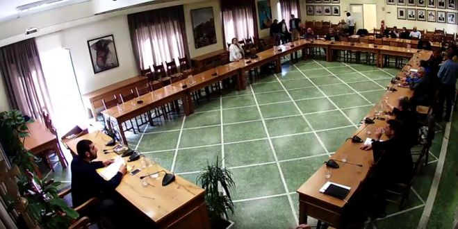 &Sigma;&upsilon;&nu;&epsilon;&delta;&rho;&iota;́&alpha;&sigma;&eta; &delta;&eta;&mu;&omicron;&tau;&iota;&kappa;&omicron;&upsilon;́ &sigma;&upsilon;&mu;&beta;&omicron;&upsilon;&lambda;&iota;́&omicron;&upsilon; &Chi;&alpha;&nu;&iota;́&omega;&nu;