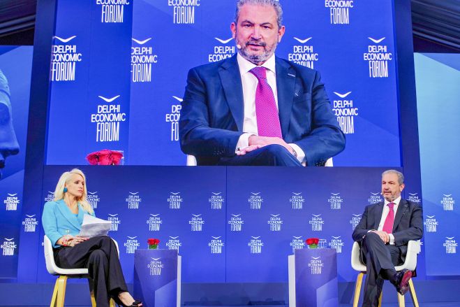 &Alpha;&lambda;. &Epsilon;&xi;ά&rho;&chi;&omicron;&upsilon;: &Eta; &Epsilon;&lambda;&lambda;ά&delta;&alpha; &epsilon;ί&nu;&alpha;&iota; &sigma;&epsilon; &theta;έ&sigma;&eta; &nu;&alpha; &alpha;&xi;&iota;&omicron;&pi;&omicron;&iota;ή&sigma;&epsilon;&iota; &kappa;&alpha;&lambda;ύ&tau;&epsilon;&rho;&alpha; &alpha;&pi;ό &omicron;&pi;&omicron;&iota;&omicron;&nu;&delta;ή&pi;&omicron;&tau;&epsilon; &tau;&eta;&nu; &delta;&iota;&epsilon;&theta;&nu;ή &epsilon;&nu;&epsilon;&rho;&gamma;&epsilon;&iota;&alpha;&kappa;ή &kappa;&rho;ί&sigma;&eta;