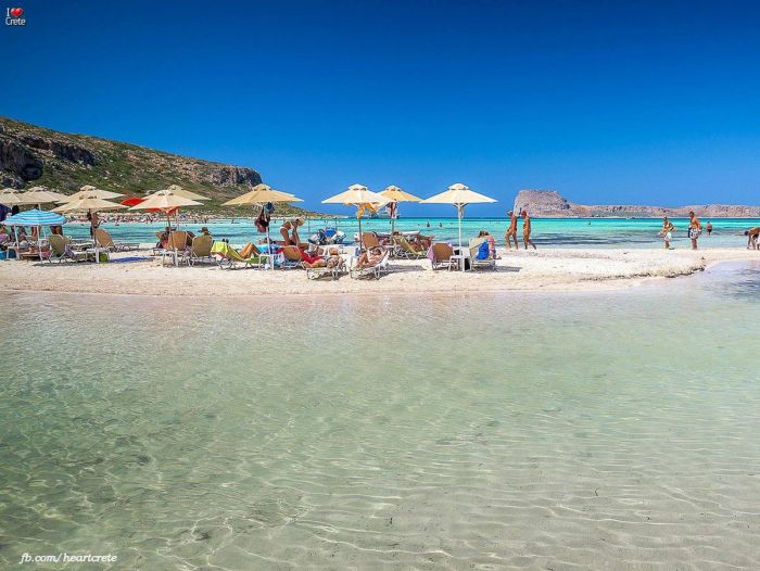 &Mu;&pi;ά&lambda;&omicron;&sigmaf; &kappa;&alpha;&iota; &Lambda;&alpha;&phi;&omicron;&nu;ή&sigma;&iota; &sigma;&tau;&iota;&sigmaf; &kappa;&omicron;&rho;&upsilon;&phi;&alpha;ί&epsilon;&sigmaf; &pi;&alpha;&rho;&alpha;&lambda;ί&epsilon;&sigmaf; &tau;&omicron;&upsilon; &kappa;ό&sigma;&mu;&omicron;&upsilon;