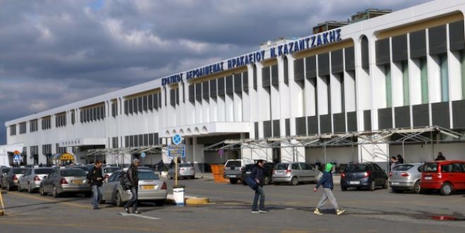 Συνελήφθησαν, δεκαεπτά (17) αλλοδαποί για πλαστογραφία  πιστοποιητικών στον Αερολιμένα Ηρακλείου