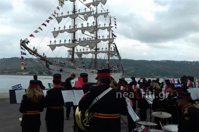 &Omicron; &epsilon;&nu;&tau;&upsilon;&pi;&omega;&sigma;&iota;&alpha;&kappa;ό&sigmaf; &laquo;&iota;&pi;&pi;ό&tau;&eta;&sigmaf; &tau;&omega;&nu; &theta;&alpha;&lambda;&alpha;&sigma;&sigma;ώ&nu;&raquo; &sigma;&tau;&alpha; &Chi;&alpha;&nu;&iota;ά