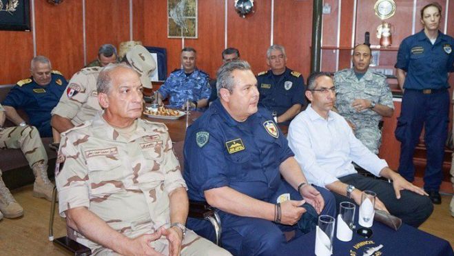 &Sigma;&tau;&omicron; &kappa;ό&lambda;&pi;&omicron; &tau;&omega;&nu; &Chi;&alpha;&nu;ί&omega;&nu; &eta; &tau;&epsilon;&lambda;&iota;&kappa;ή &phi;ά&sigma;&eta; &tau;&eta;&sigmaf; &mu;&epsilon;&gamma;ά&lambda;&eta;&sigmaf; &kappa;&omicron;&iota;&nu;ή&sigmaf; &alpha;&epsilon;&rho;&omicron;&nu;&alpha;&upsilon;&tau;&iota;&kappa;ή&sigmaf; ά&sigma;&kappa;&eta;&sigma;&eta;&sigmaf;