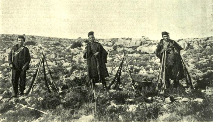 &Epsilon;&kappa;&delta;ή&lambda;&omega;&sigma;&eta; &gamma;&iota;&alpha; &tau;&eta;&nu; &Epsilon;&pi;&alpha;&nu;ά&sigma;&tau;&alpha;&sigma;&eta; &tau;&omicron;&upsilon; &Alpha;&kappa;&rho;&omega;&tau;&eta;&rho;ί&omicron;&upsilon;