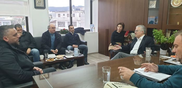 &Sigma;&Tau;&Eta;&Nu; &Kappa;&Iota;&Sigma;&Sigma;&Alpha;&Mu;&Omicron; &Omicron; &Mu; &Beta;&Omicron;&Lambda;&Omicron;&Upsilon;&Delta;&Alpha;&Kappa;&Eta;&Sigma;