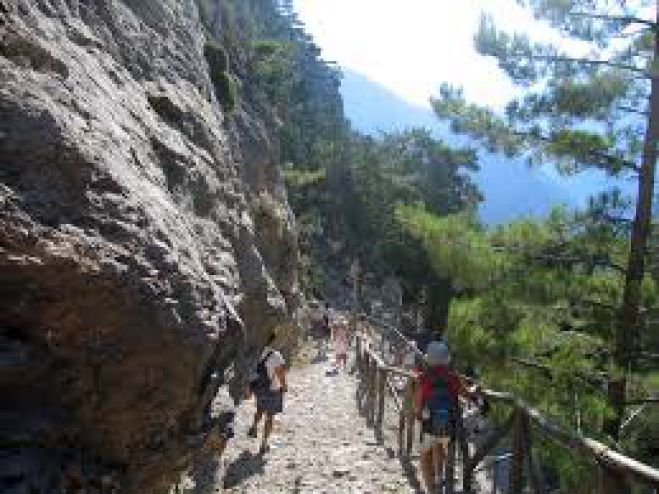 &Epsilon;&pi;&iota;&sigma;&kappa;έ&psi;&iota;&mu;&omicron; &kappa;&alpha;&iota; &pi;ά&lambda;&iota; &tau;&omicron; &Phi;&alpha;&rho;ά&gamma;&gamma;&iota; &tau;&eta;&sigmaf; &Sigma;&alpha;&mu;&alpha;&rho;&iota;ά&sigmaf; &sigma;&tau;&alpha; &Chi;&alpha;&nu;&iota;ά